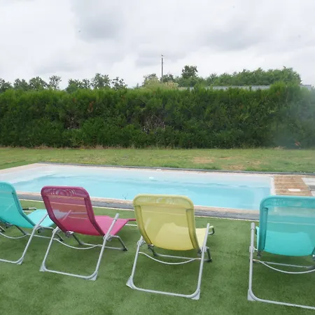 Gite Piscine Juin Sept Et Spa * Fougere (Maine-et-Loire)